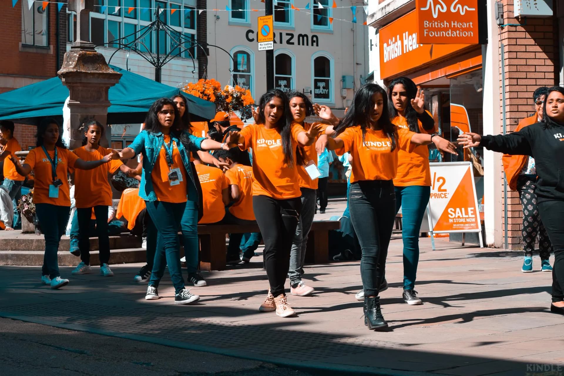 KINDLE youth camp worship session